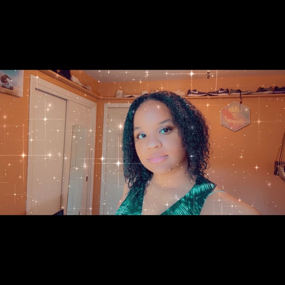 Meet your Posher, Essence - Picture 1 of 1